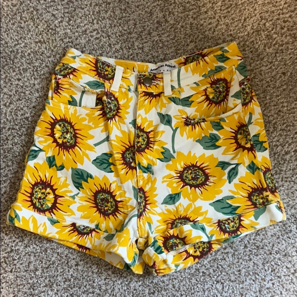 High Waisted Sunflower shorts
